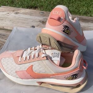 Nike ‘Sun Club’ Sneakers